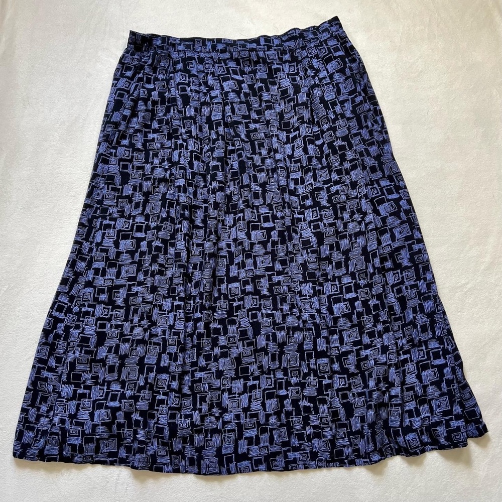 Funky Vintage Black and Purple Skirt with Pockets